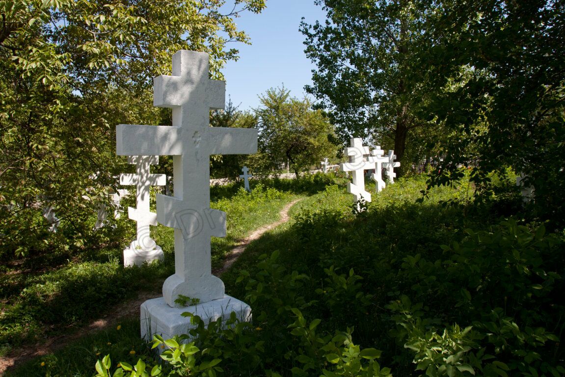 Der Friedhof der Altgläubigen Gemeinde im Dorf Pokrowka