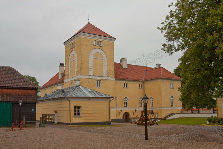 LV-Ventspils-Burg-IMG_1395