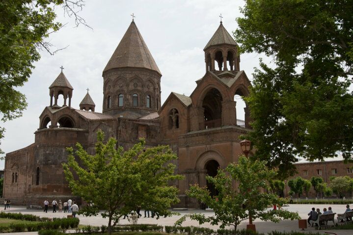 AR-Etschmiadsin-Kathedrale-IMG_8182