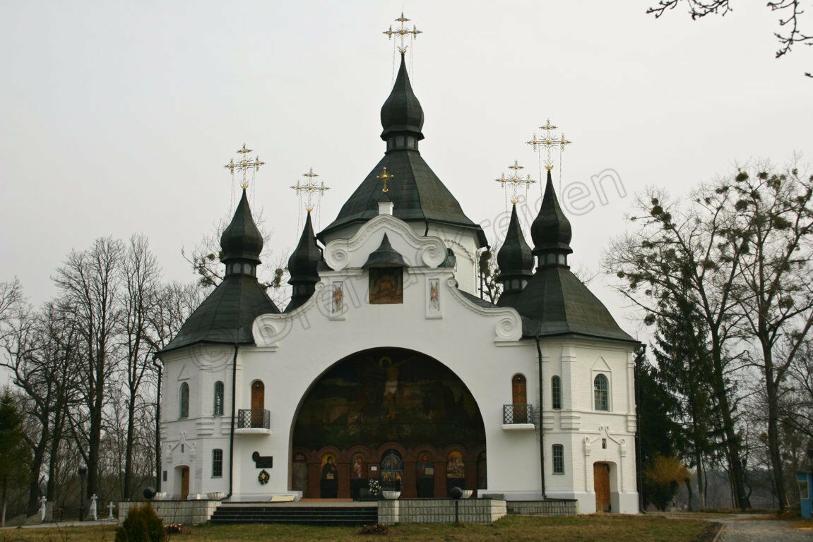 Die St. Georgkirche in der Gedenkstätte für die Schlacht auf den Feldern bei Berestetschko 1651