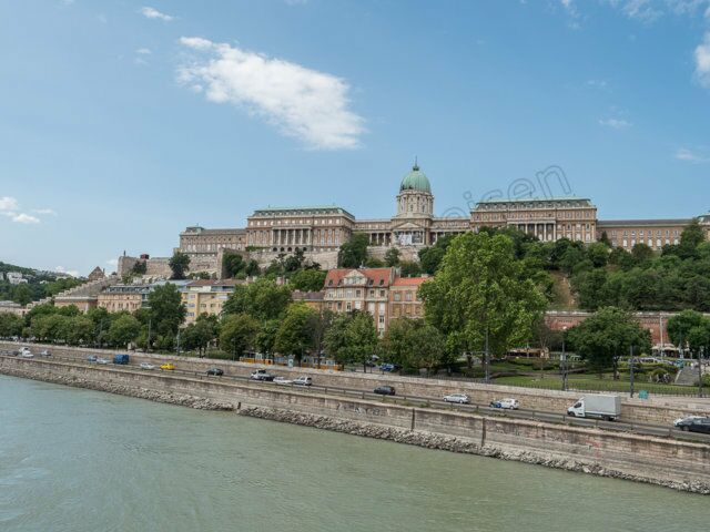 HU-Budapest-Burgpalast-P1049809
